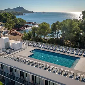 Sowell La 4*, Saint-Raphaël Francia