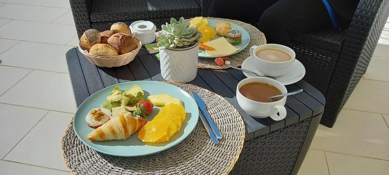 Bowen, Luxury Suites Lagos Guest house