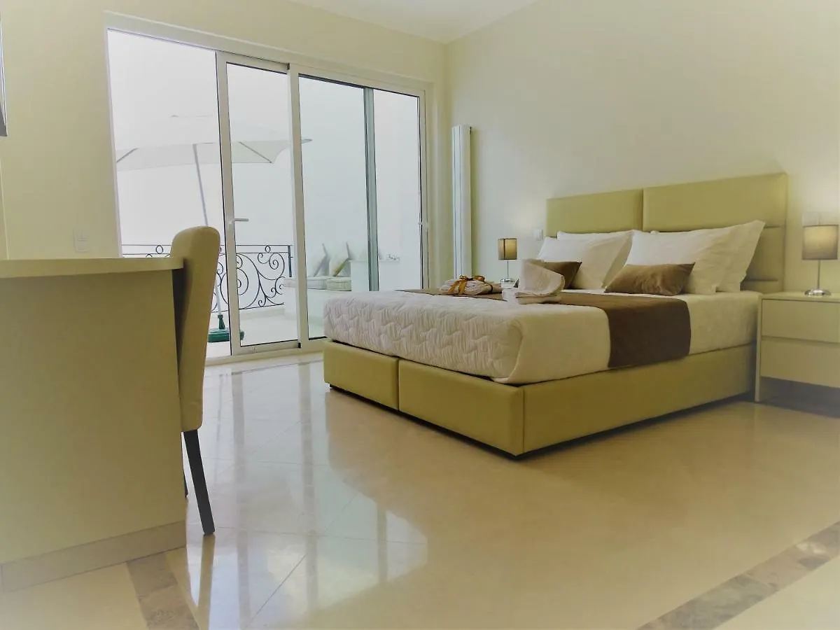 Guest house Bowen, Luxury Suites Lagos