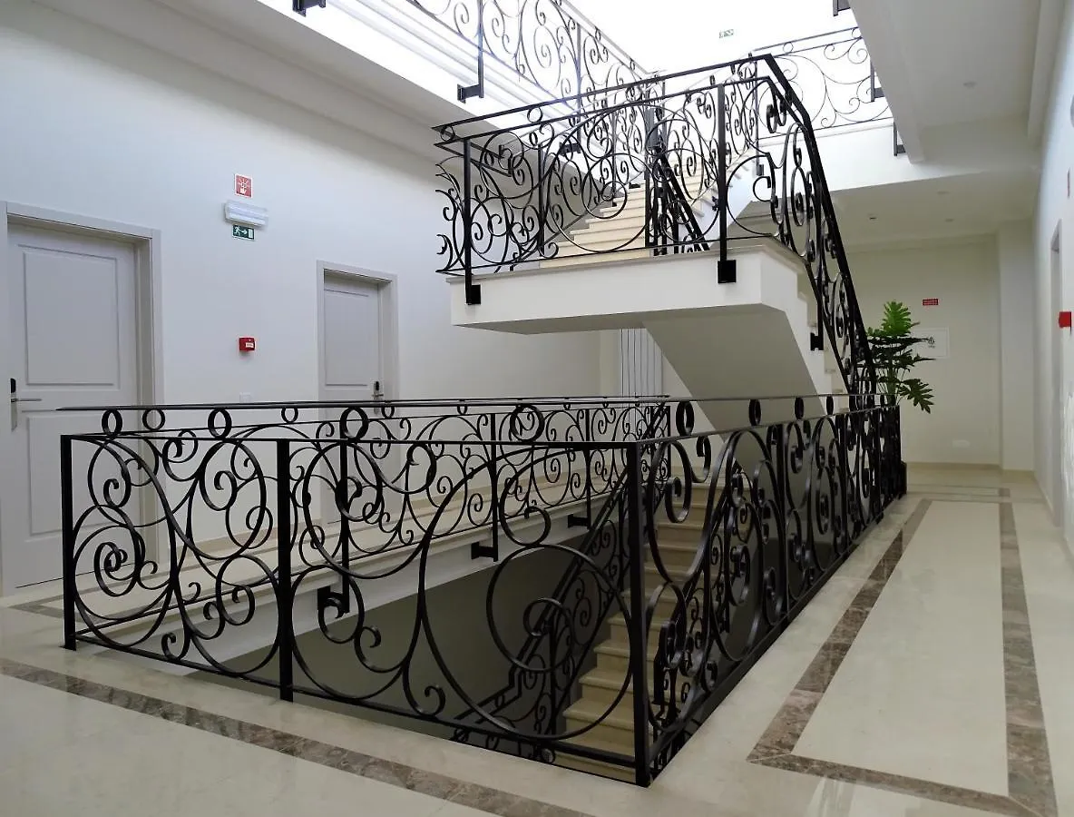 Bowen, Luxury Suites Lagos Portugal