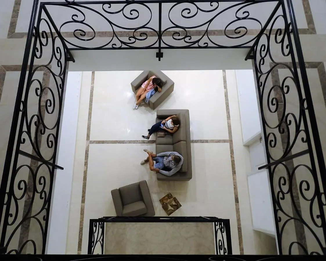 Guest house Bowen, Luxury Suites Lagos